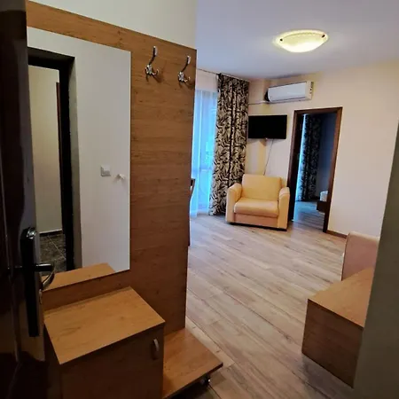 Seasons 3 Apart-hotel 2*