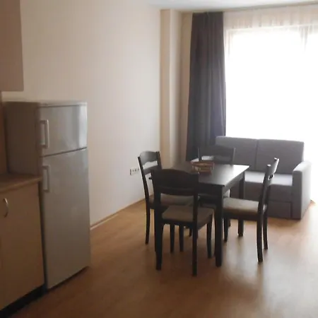Seasons 3 Apart-hotel Sunny Beach
